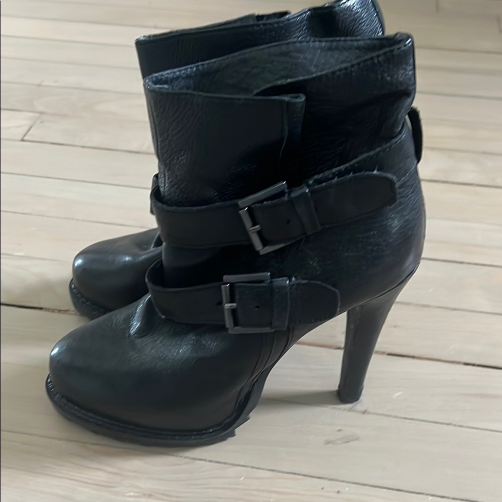 Women's Black Leather Ankle Boots